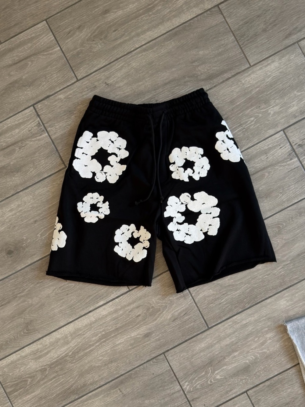 Denim Tears Black Shorts The Cotton Wreath Flared Mens Size
Small